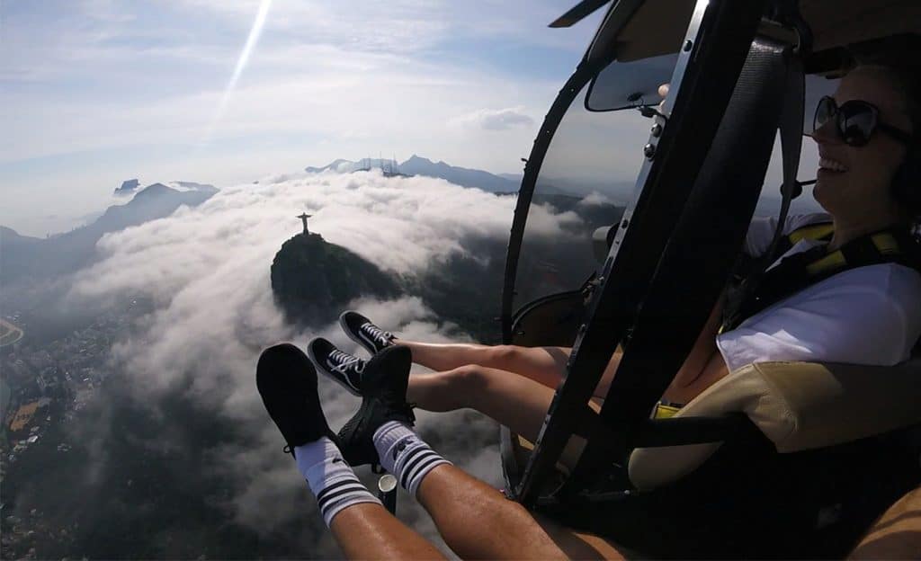 Voo Doors-Off de helicóptero no Rio de Janeiro